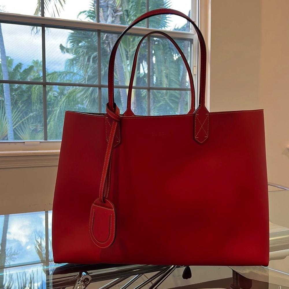 Gucci Big bag- reversible!!! Two bags in one- Red